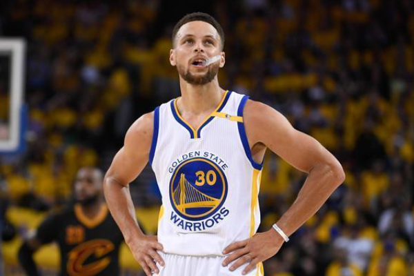 籃球比賽中六種防守戰(zhàn)術(shù)是什么？